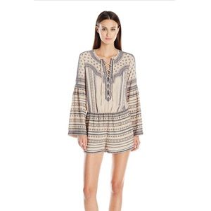 BCBG jumper. Long sleeve.